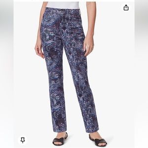 Gloria Vanderbilt Amanda High Rise Jeans. Size 8